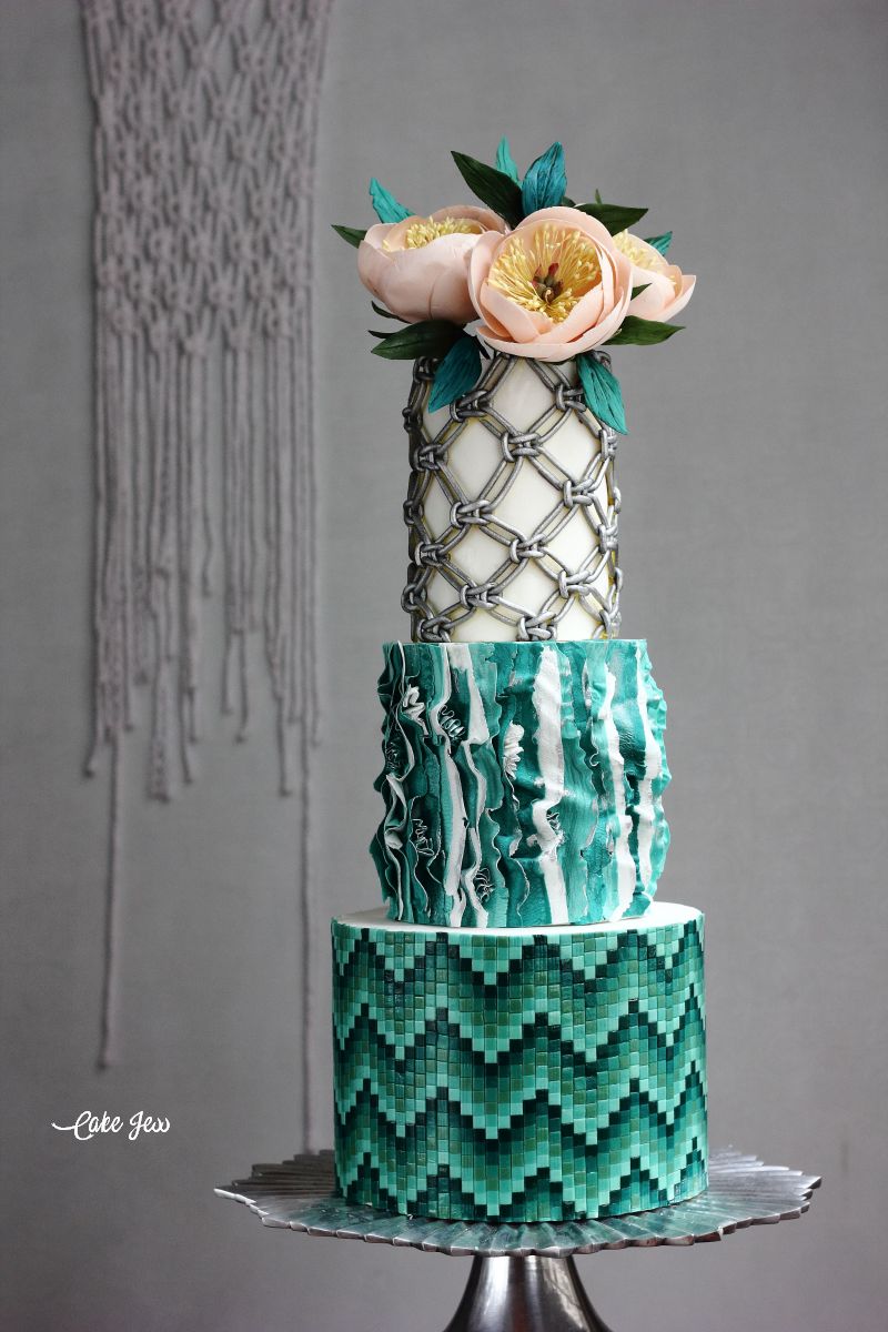 Modelling chocolate, gum paste & wedding cakes